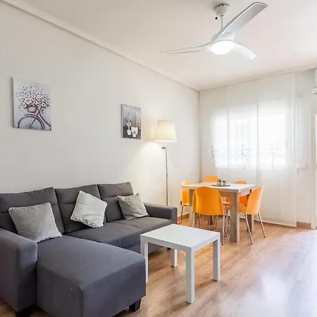 2 Bedroom Cozy In