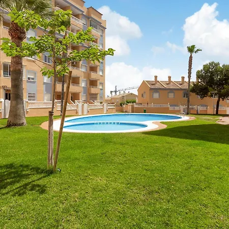 2 Bedroom Cozy In Elche